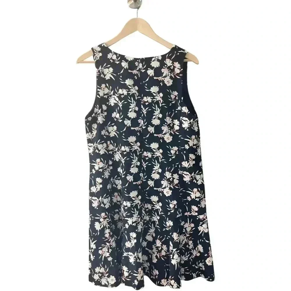 Banana Republic Womens Dress size 10 Sheath Sleeveless Zip Back Lined